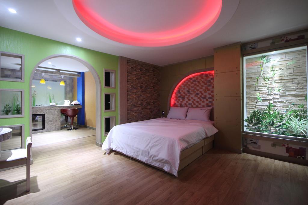 Pohang Wow Motel Oda fotoğraf